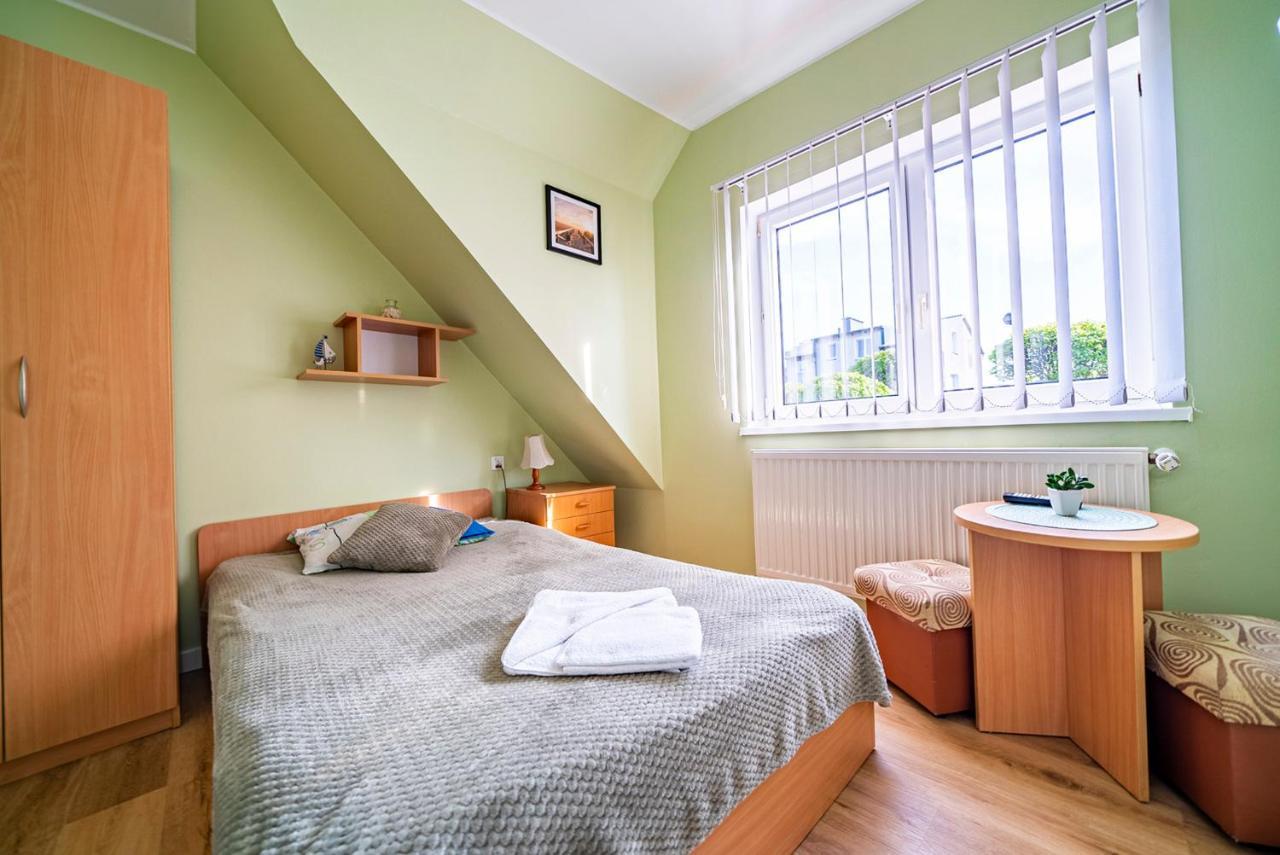 Ferienwohnung Bronisia Jastarnia Exterior foto